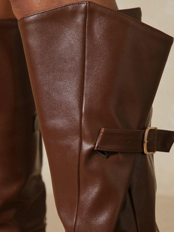Damenstiefel mit Stilettoabsatz, spitzer Kappe, aus PU-Leder in Schokoladenbraun, kniehoch