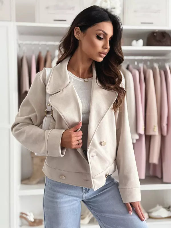 Kurzjacke mit Revers und doppelreihigen Goldknöpfen für Damen 2025